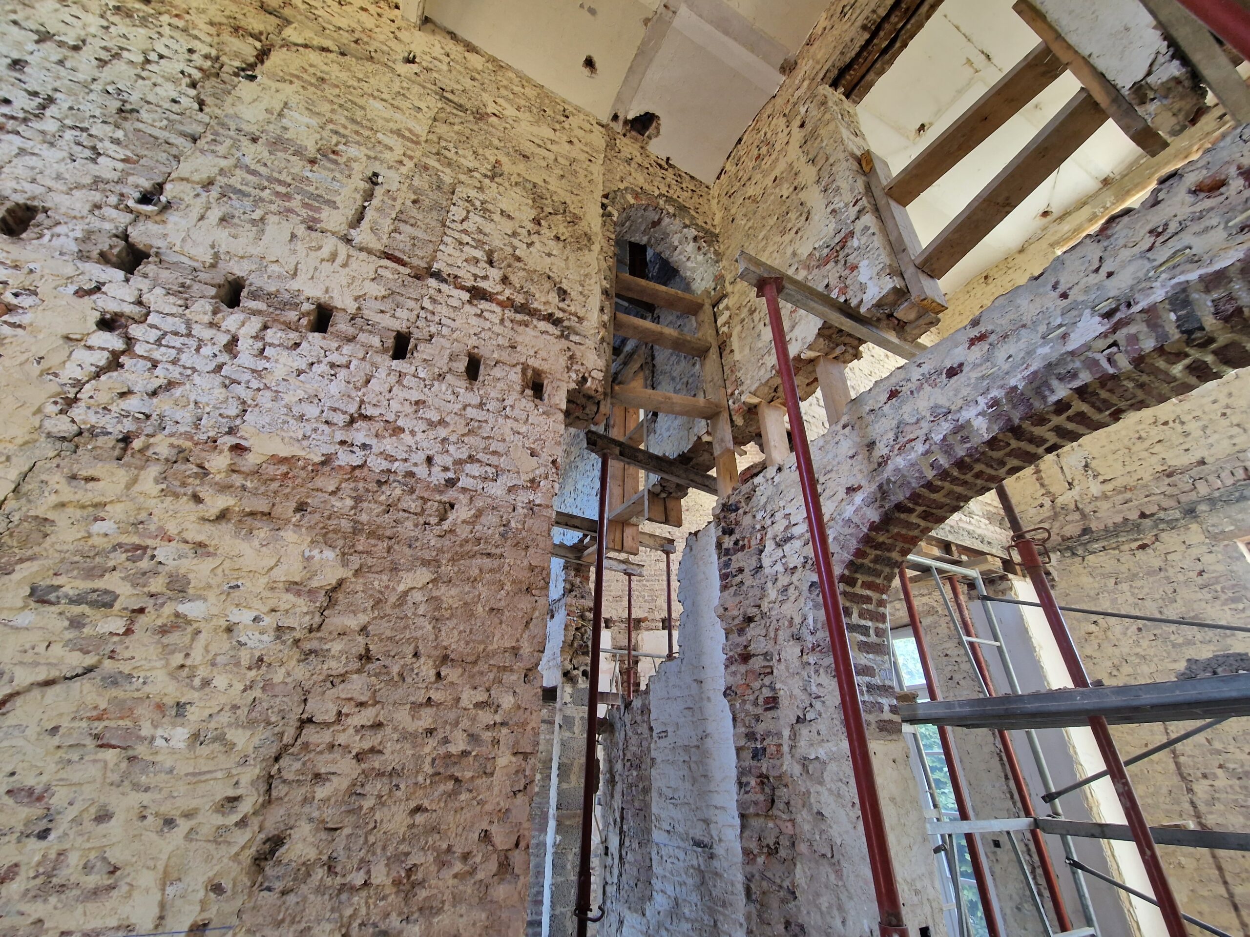 Gni Consulting rénovation intérieure vue du Château